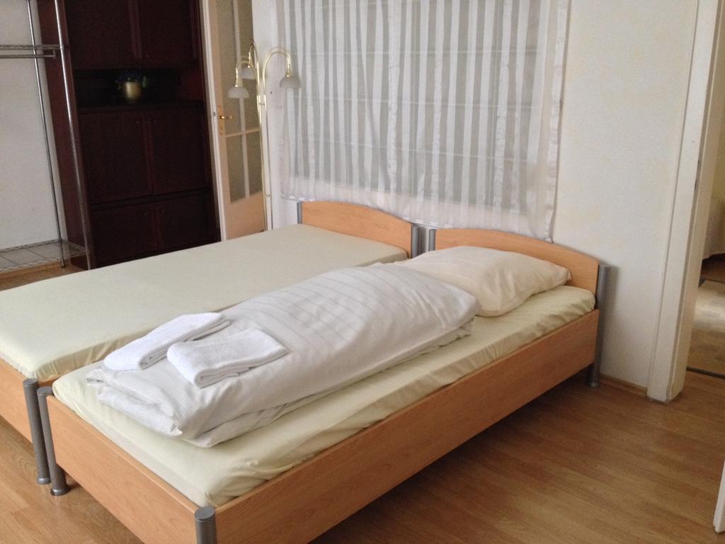 City Hotel Garni Hanover Exterior photo